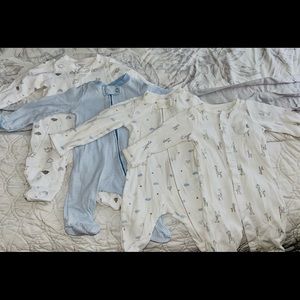 Carter’s newborn clothes